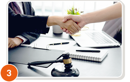 福岡を網羅する弁護士と連携慰謝料や示談交渉のサポートも可能